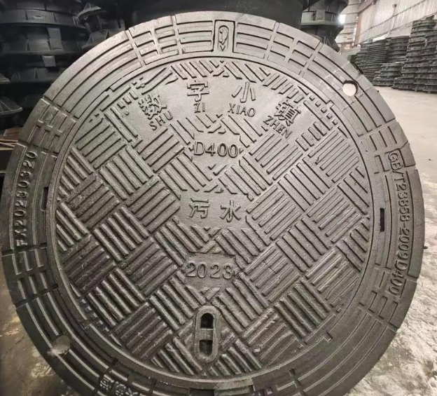 鄄城球墨铸铁防沉降井盖展示